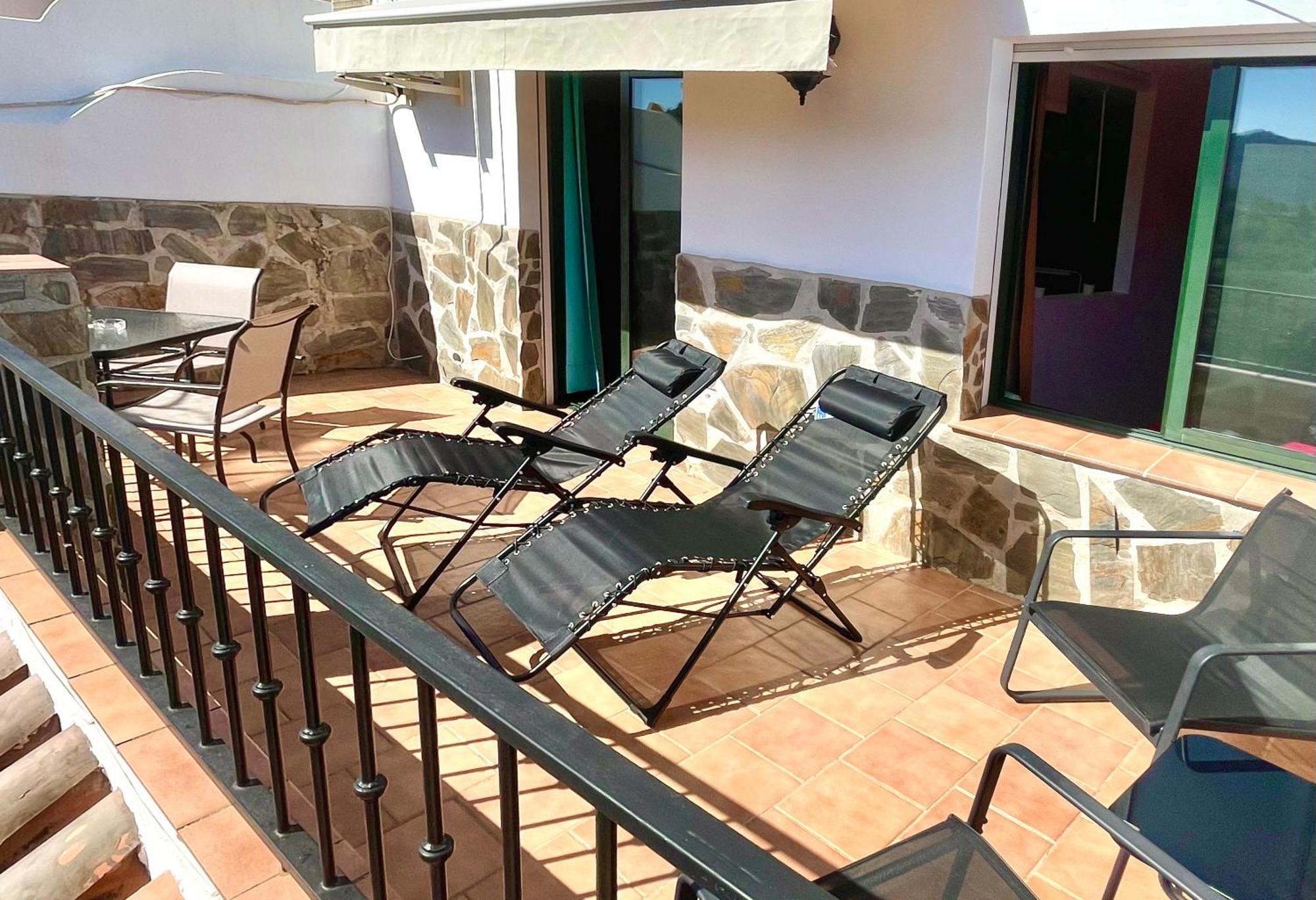 Apartamentos Axarquia 1, terraza privada con vistas a la montaña rio y al mar Frigiliana Exterior foto